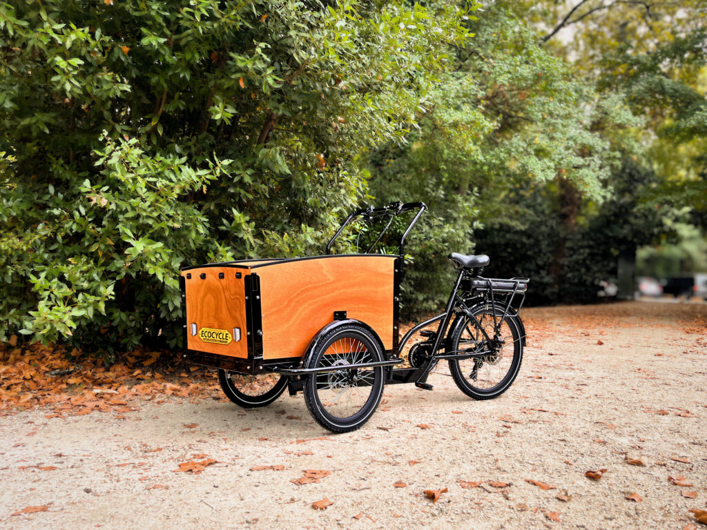 Magasin vente de vélos cargo triporteur